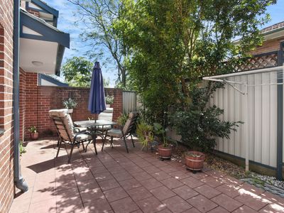 2 / 17 Graham Road, Narwee