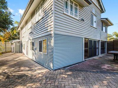 2 / 120 Cypress Street, Torquay