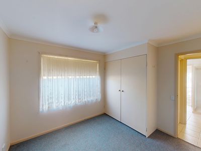 9 Sallys Lane, Kennington
