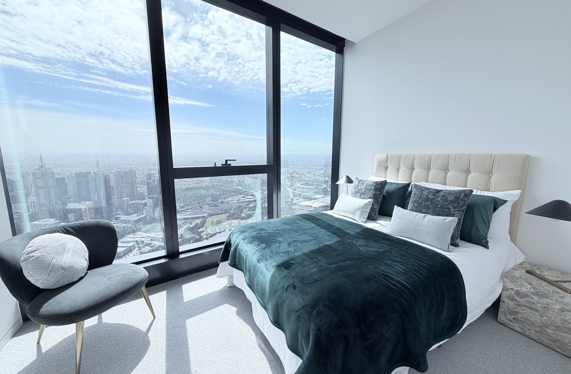 9403 / 70 Southbank Blvd, Southbank