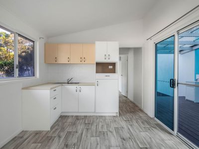 165-167 High Central Road, Macleay Island