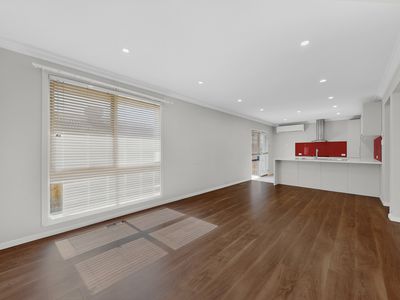 1 / 43 Endeavour Crescent, Endeavour Hills