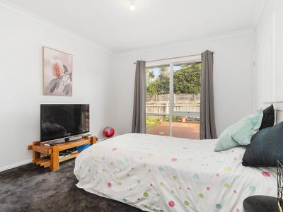 2 Oakbank Place, Somerville