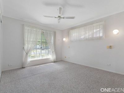 6 Bangalow Court, Kawungan