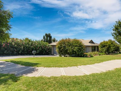 5 Honeyeater Circuit, Thurgoona