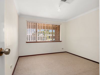 3 / 211 Hare Street, West Lamington