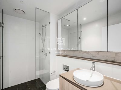 1008 / 83 Harbour Street, Haymarket