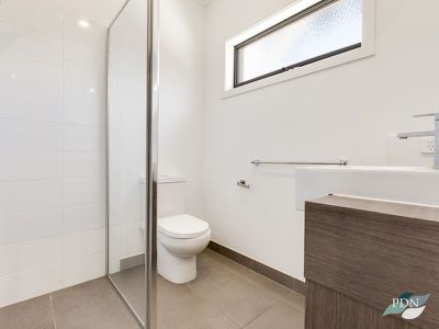 2 / 13 Edgar Street, Werribee
