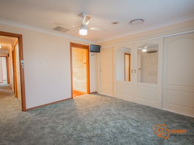 32 Sovereign Street, Dubbo