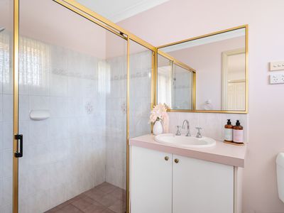 19A Chapman Drive, Somerville