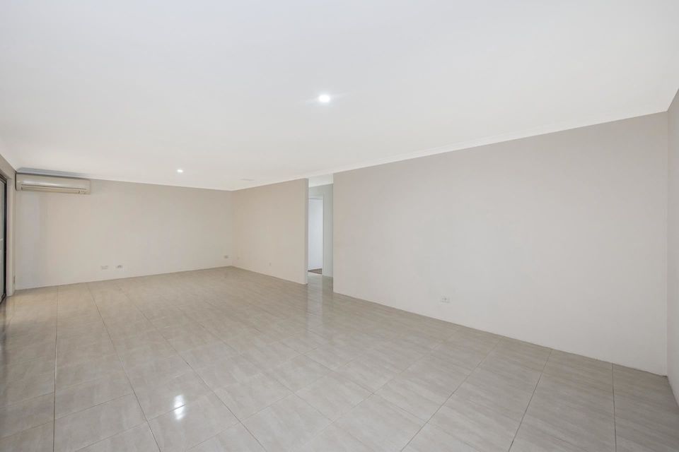 9 Explorers Crescent, Baldivis