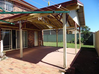 24 Tenterfield Avenue, Hoxton Park