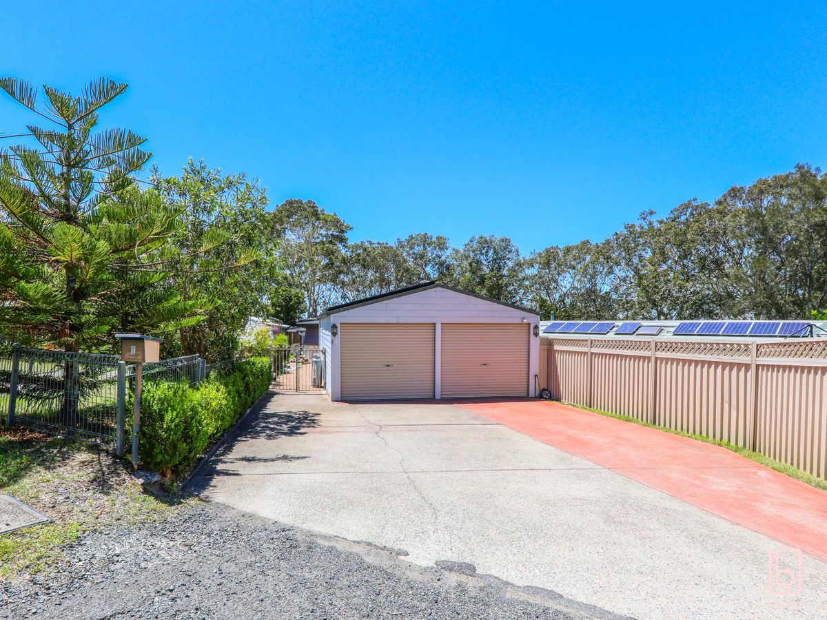 1 Parklake Close, Wyongah
