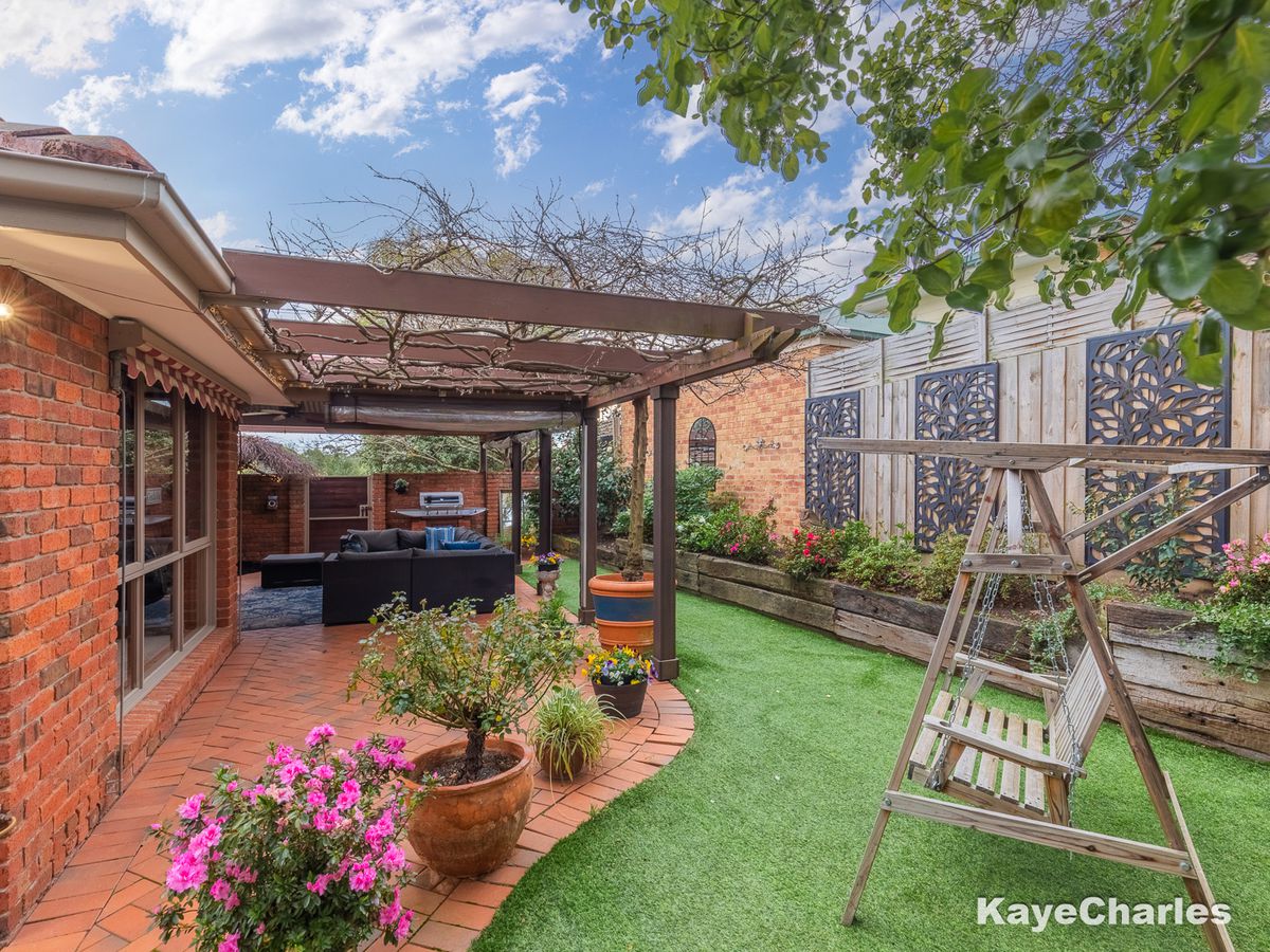 6 Hepburn Court, Berwick