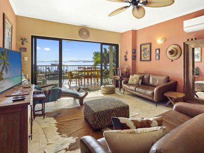 5 / 36 Coral Esplanade, Cannonvale