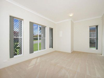 6 Gagarra Street, Eight Mile Plains