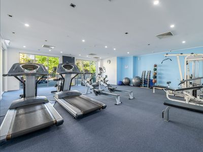 522 / 66 SICKLE AVENUE, Hope Island