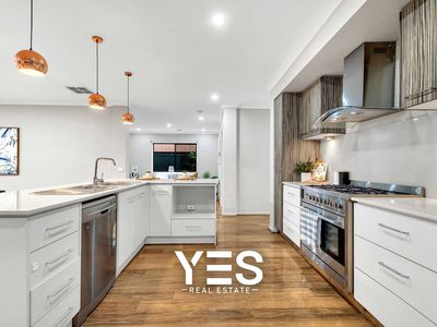 7 Mossbank Road, Cranbourne East