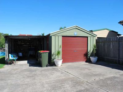 3 Elouera Street, Lake Illawarra