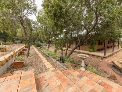 18L Debeaufort Drive, Dubbo