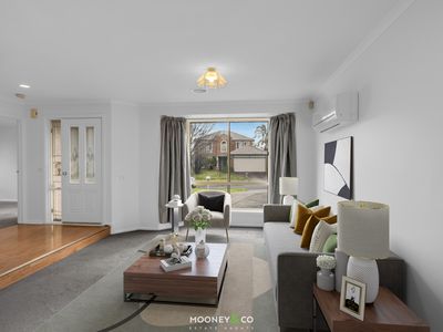 8 Artists Crescent, Narre Warren South