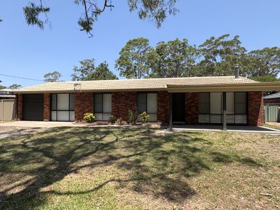 11 The Parkway, Mallabula