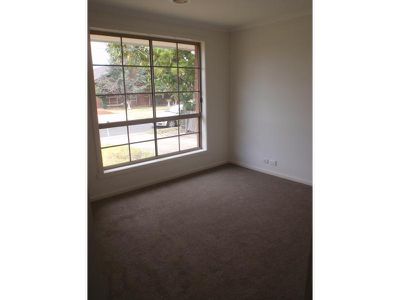 1 / 13 Orama Street, Deer Park