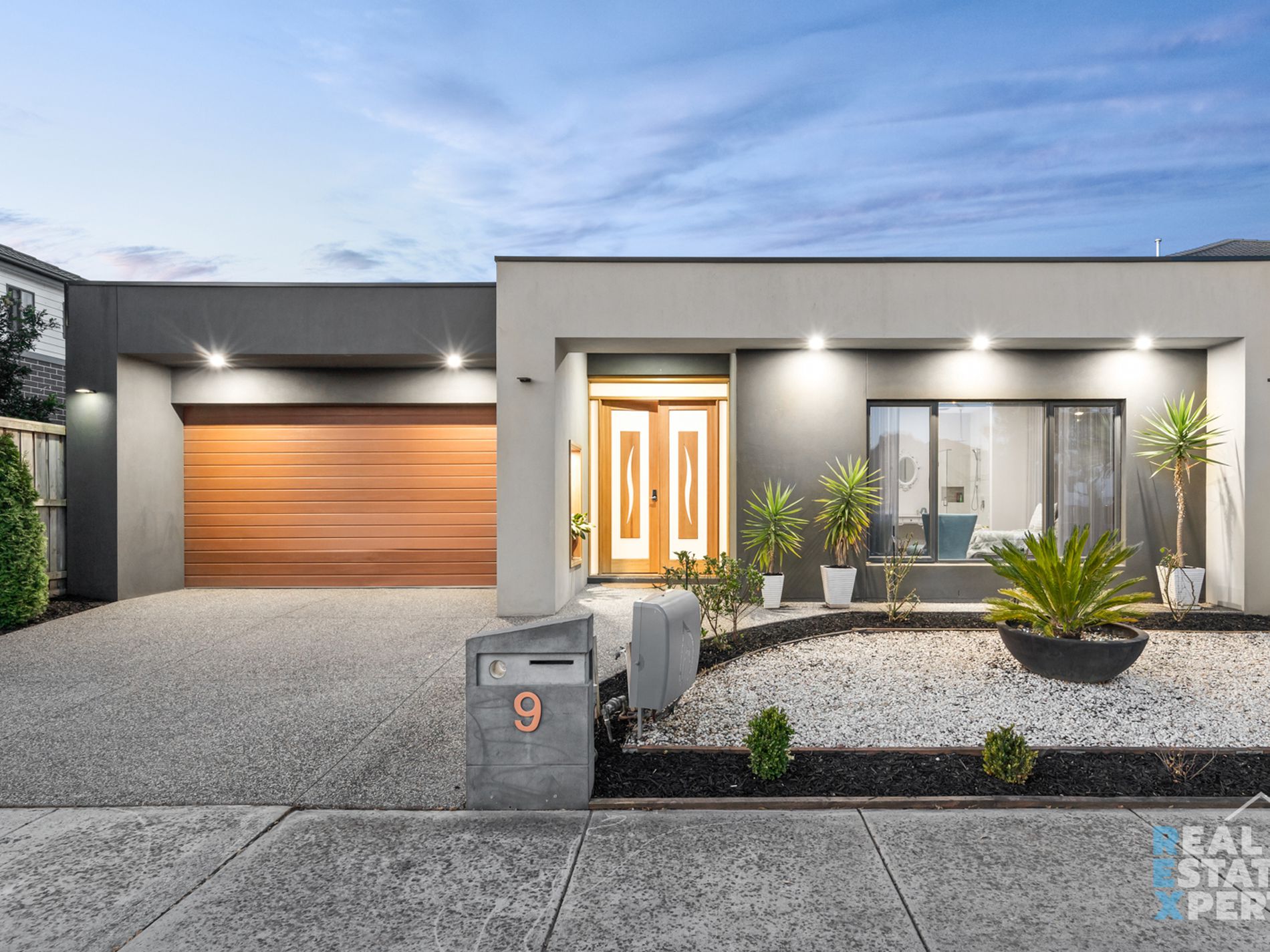 9 Springleaf Avenue, Clyde North