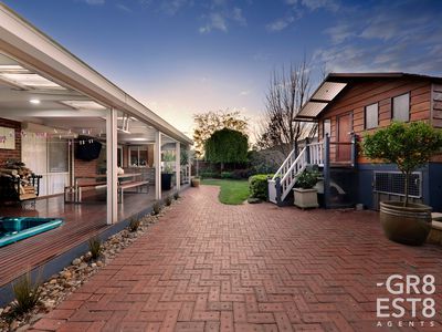 16 Lawless Drive, Cranbourne North