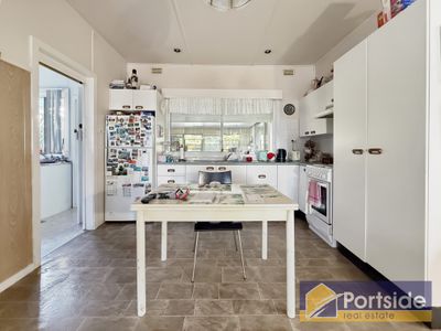 43 King Albert Avenue, Tanilba Bay