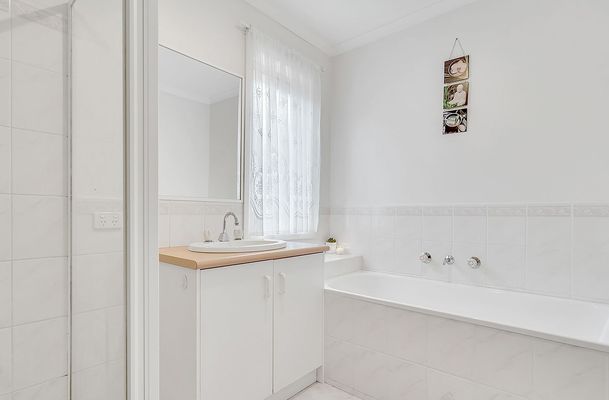 28 Jacaranda Place, Craigieburn