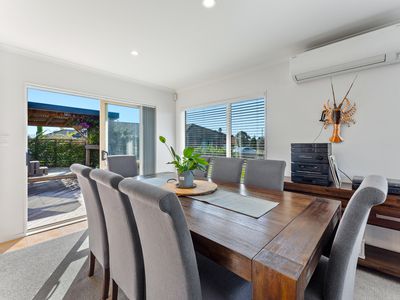 7 Omana Avenue, Shelly Beach, Helensville