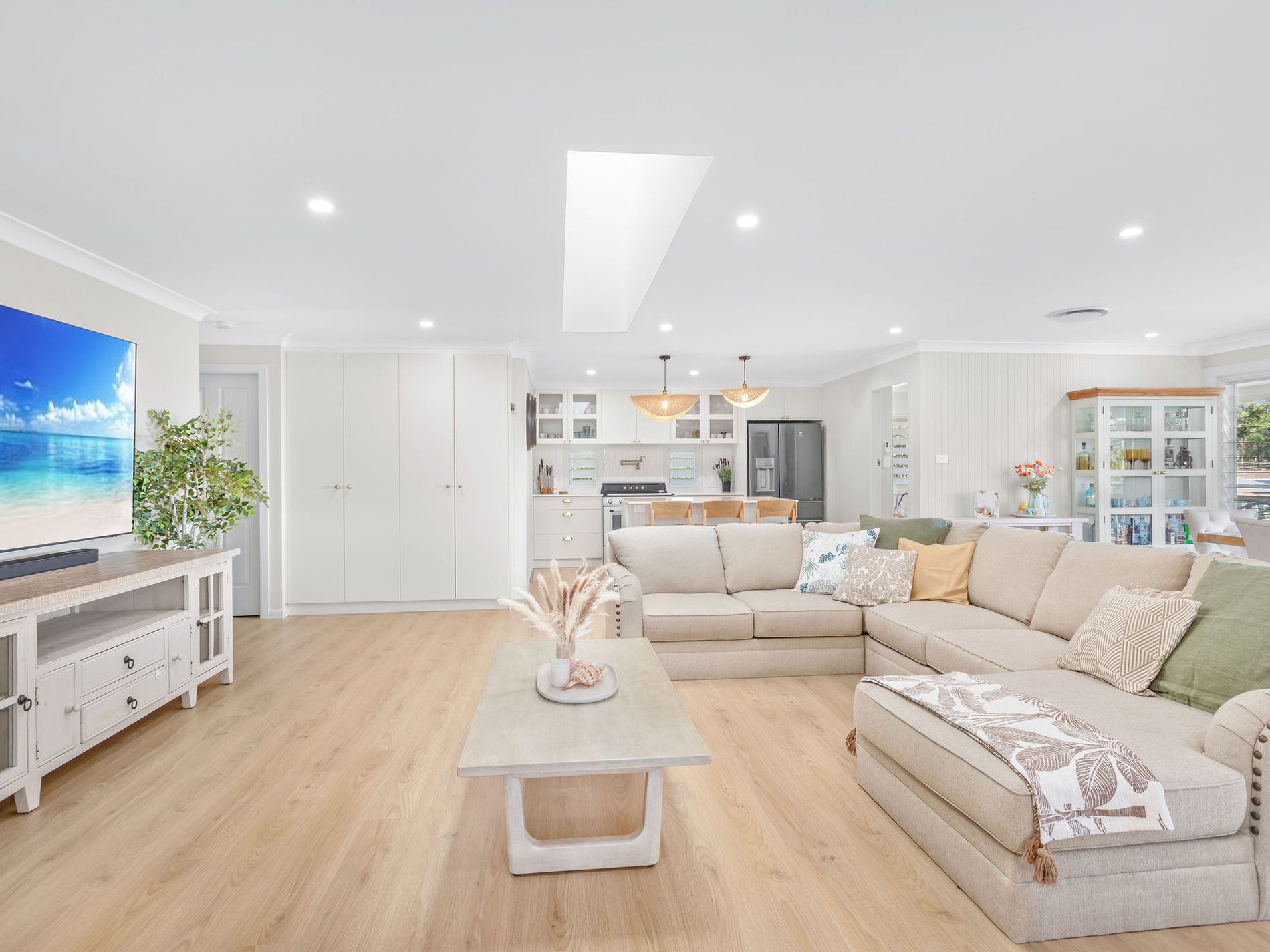 74 South Street, Forster