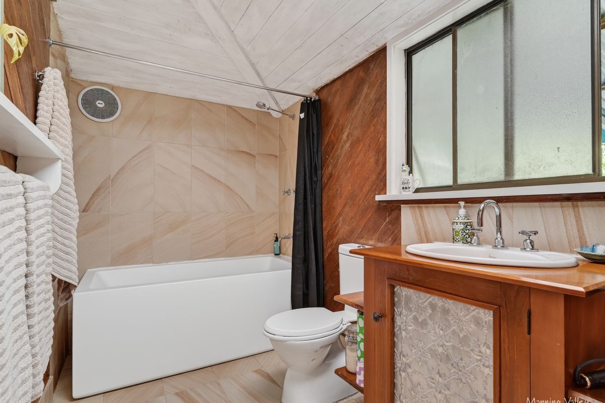 14 East Lansdowne Road, Lansdowne