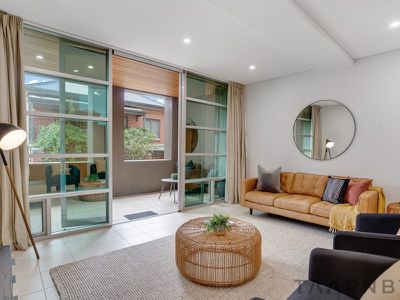 4 / 25 Hutt Street, Adelaide
