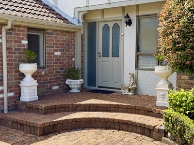 102 Chelsea View Drive, Chatswood