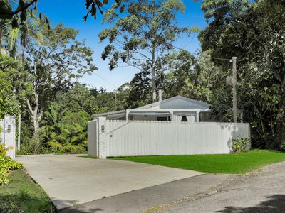 4 Apo Court, Tamborine Mountain