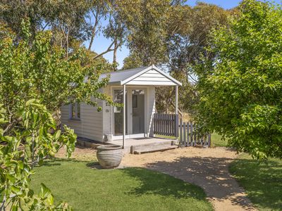 12 Warncoort Cemetery Road, Warncoort
