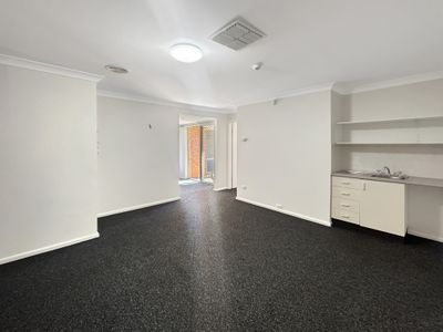 14 Beddoes Avenue, Dubbo