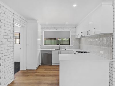 2 / 449 Cressy Street, Deniliquin