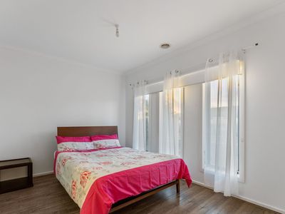 2 Rosebud Street, Tarneit