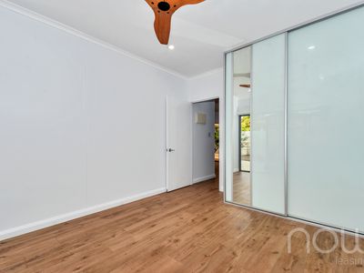 10 / 10 Grassland Crescent, Leanyer