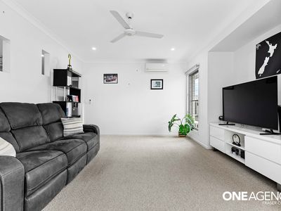 1 Jordan Close, Urangan