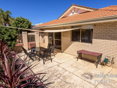 7 / 6 Oakney Avenue, Nollamara