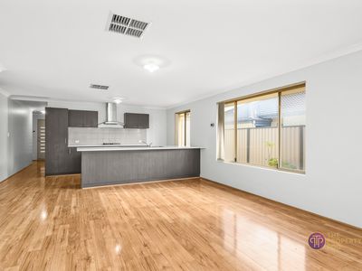 32 Bradley Street, Southern River