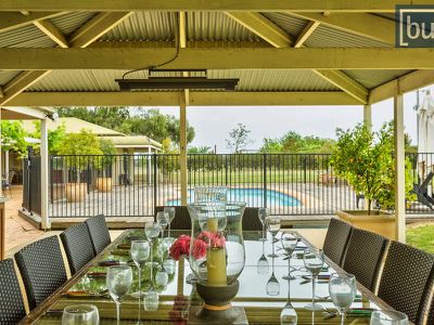 136 Sargeant Road, Table Top