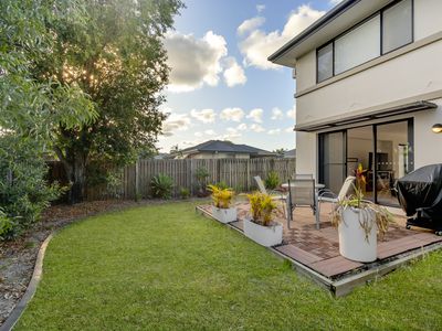 5 / 2 Tuition Street, Upper Coomera