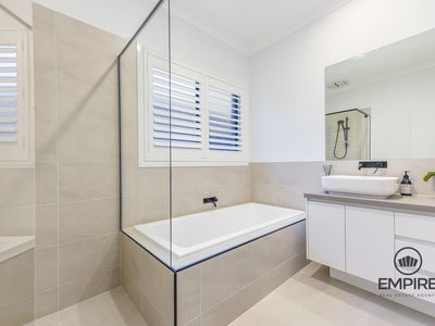 35 Kershope View, Clyde North