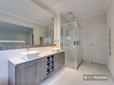 120 Livingstone Blvd, Pakenham