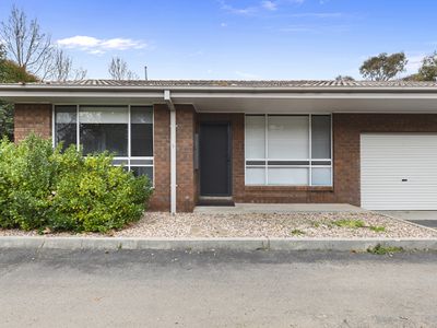 1 / 23 Tallarook Street, Seymour